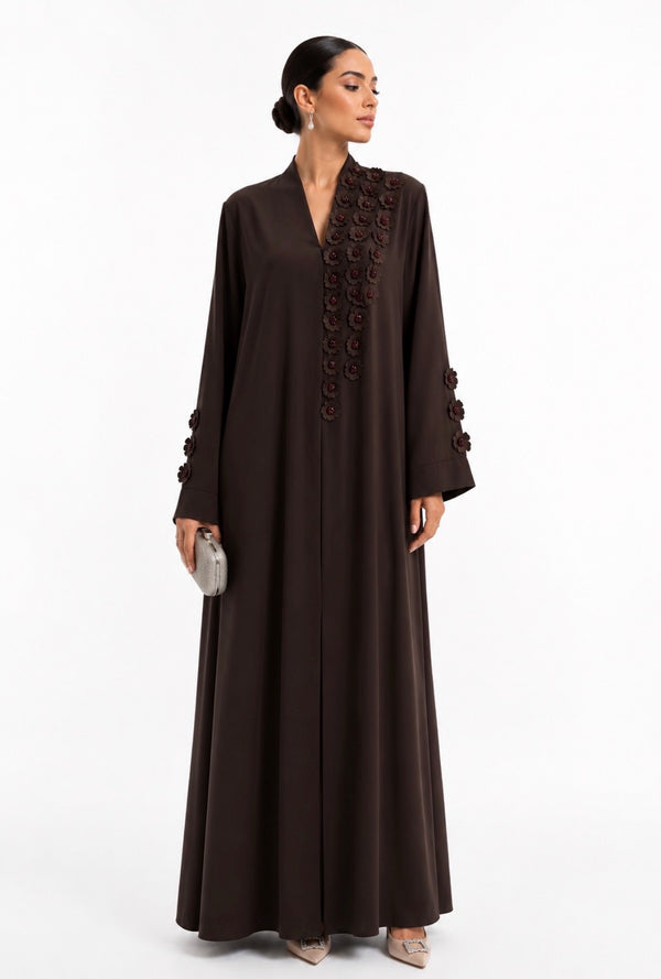 Lella in Brown
