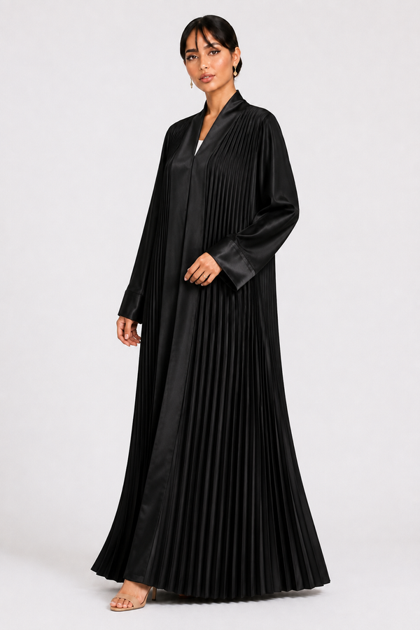 Noni in Black