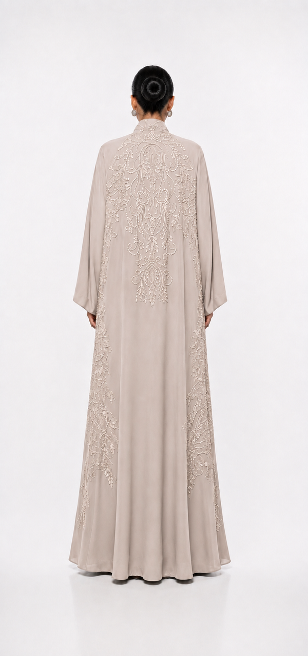 Sheikha In Greige